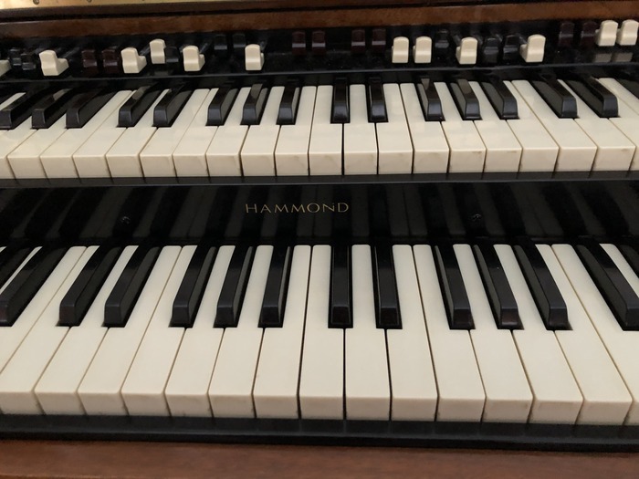1942 Hammond Organ
